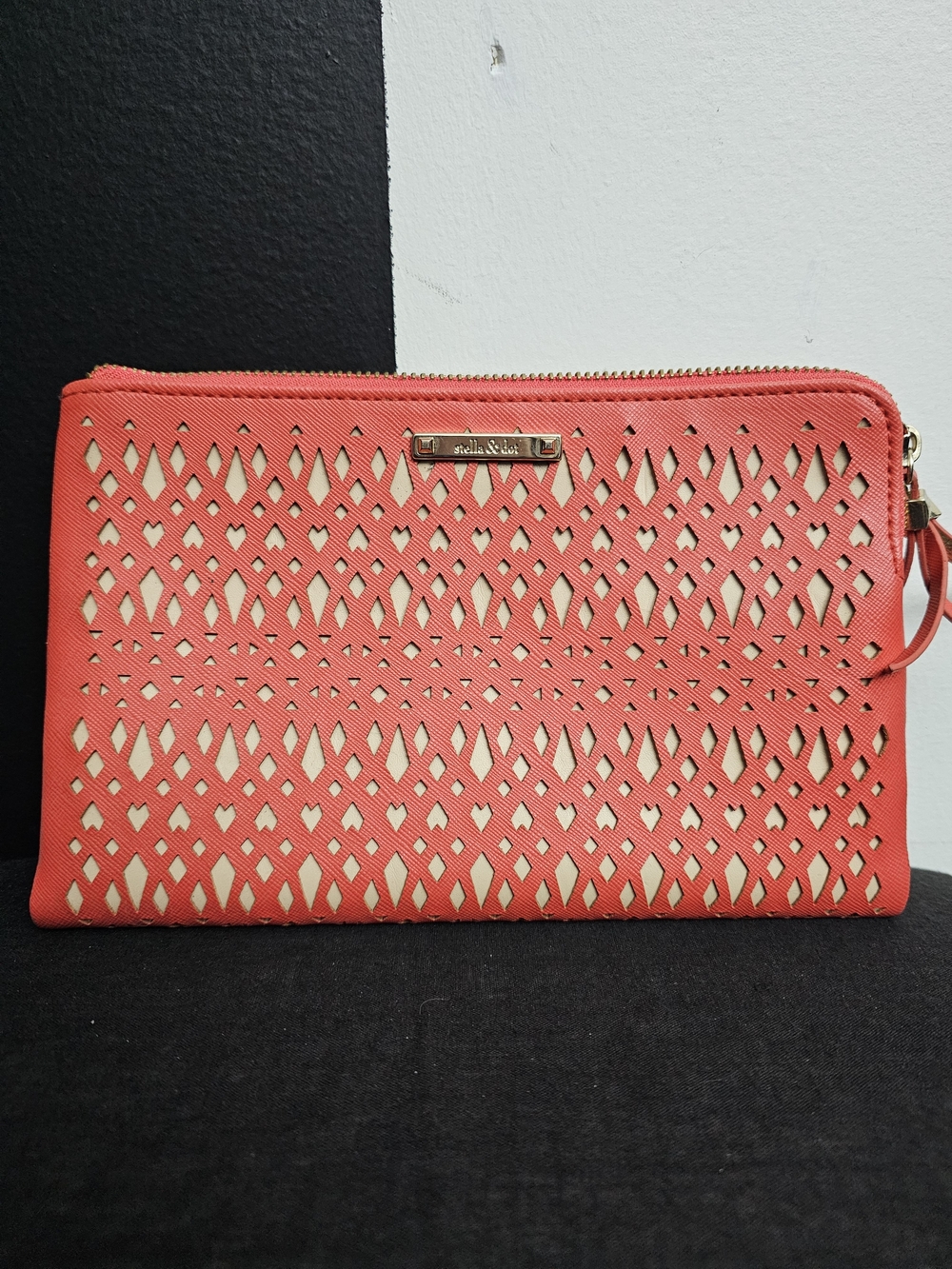 Stella & Dot Coral Cutout Wristlet Clutch